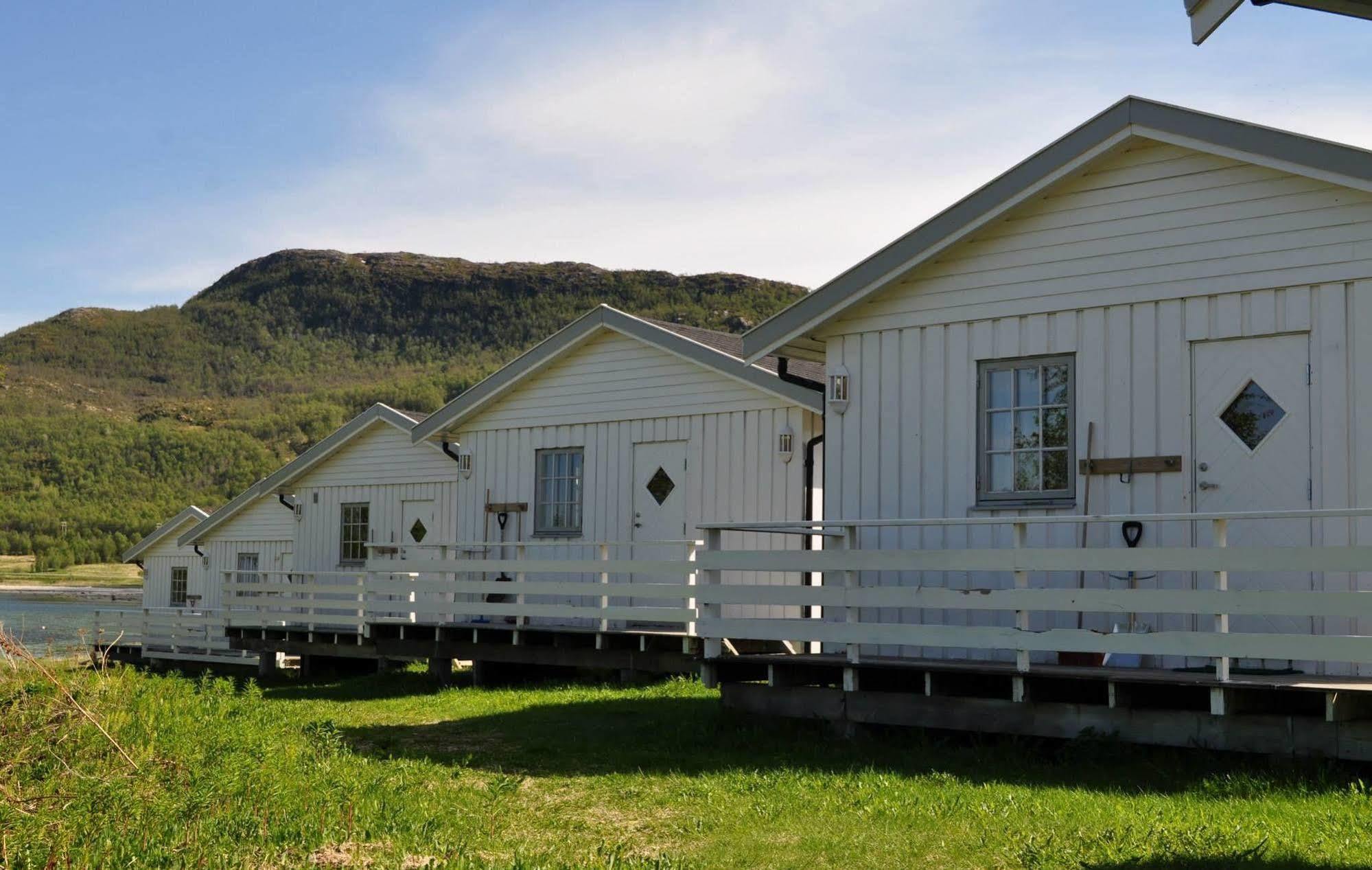 Hotel Tjeldsundbrua Camping Evenskjer Exterior foto