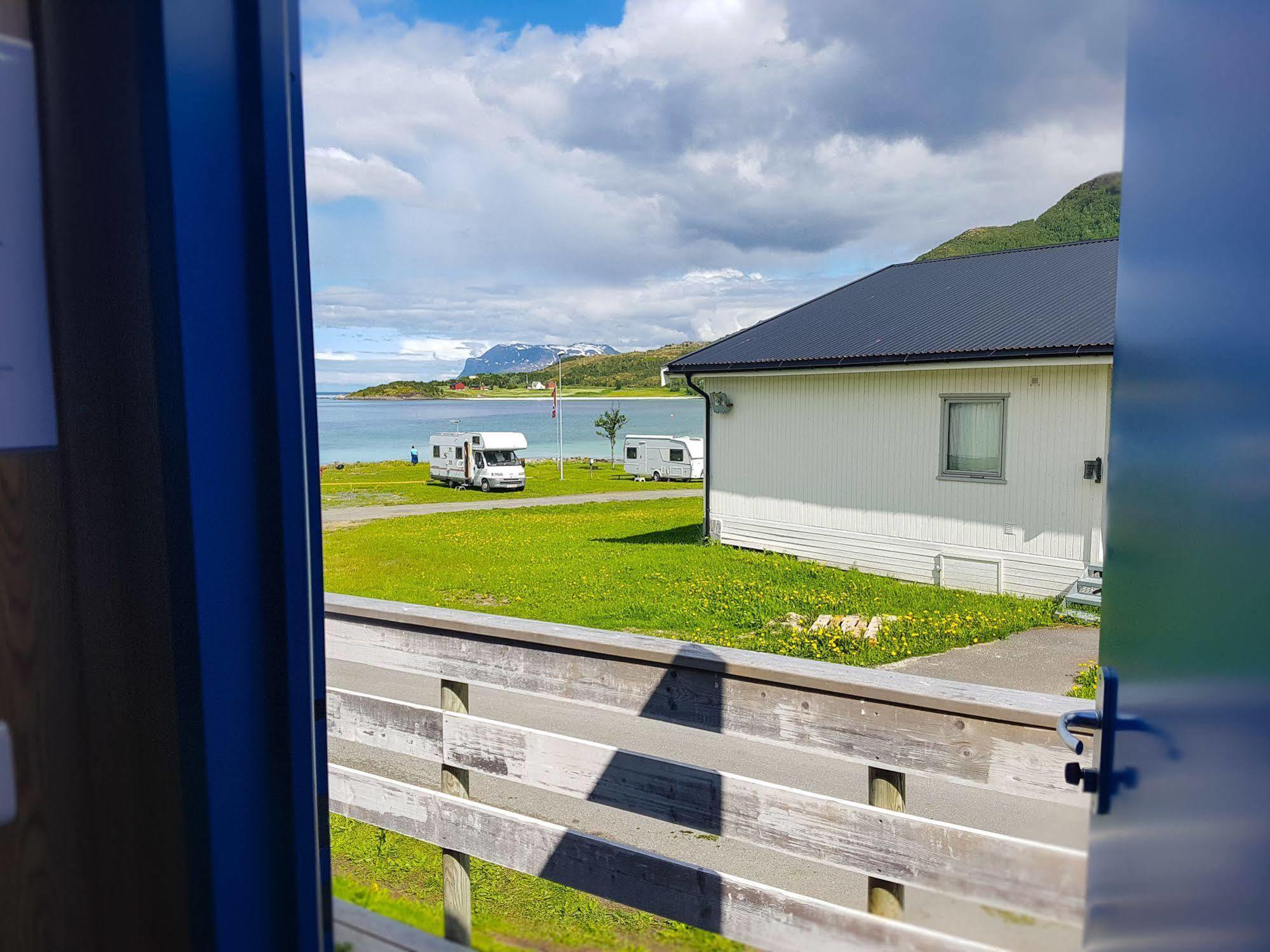 Hotel Tjeldsundbrua Camping Evenskjer Exterior foto